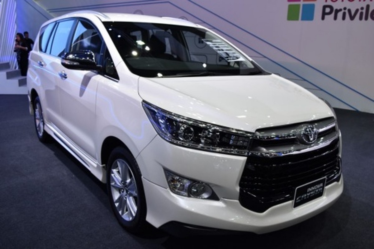 Toyota Innova &quot;sieu ngau&quot; nho goi do bodykit sieu re-Hinh-6